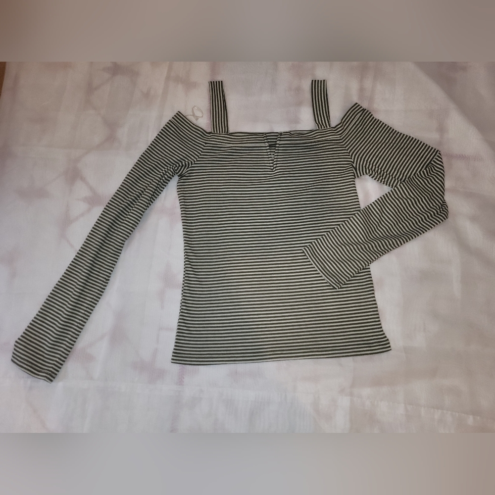 American Eagle Soft Cute Long Sleeve Olive Green Size M